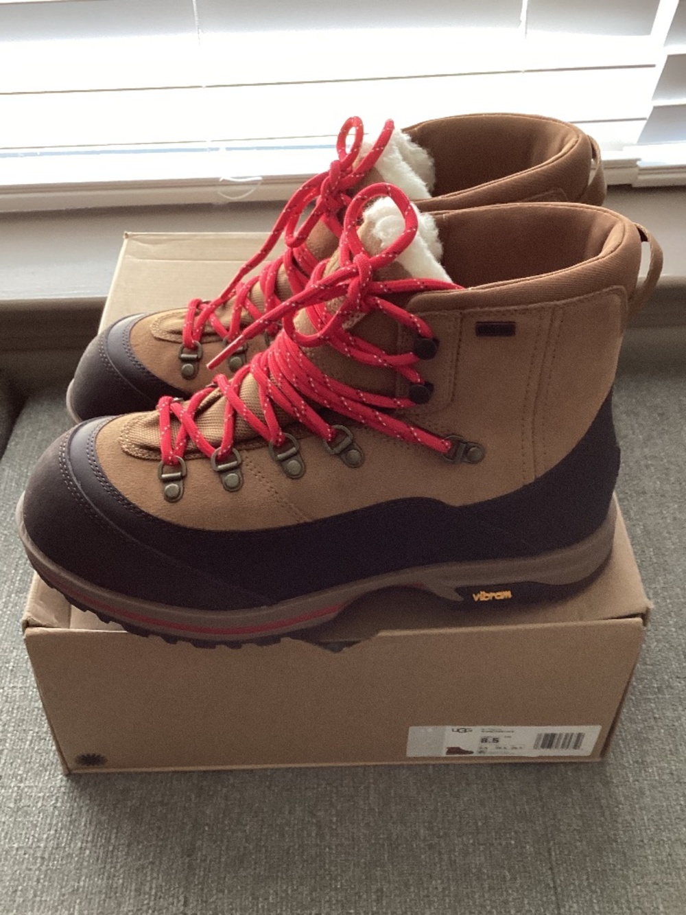 UGG® Brecken Waterproof Lace-Up Boot, size 8.5